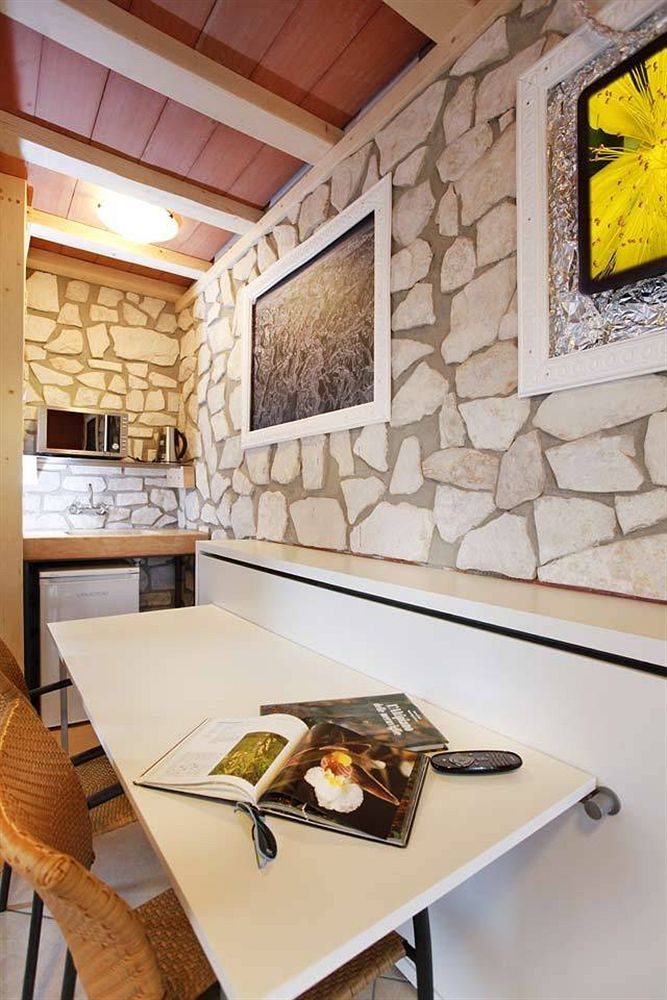 Albergo Garni Orchidea Riva del Garda Exterior photo